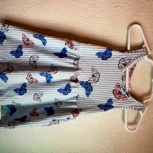 Sleeveless design halter neckline casual blouse